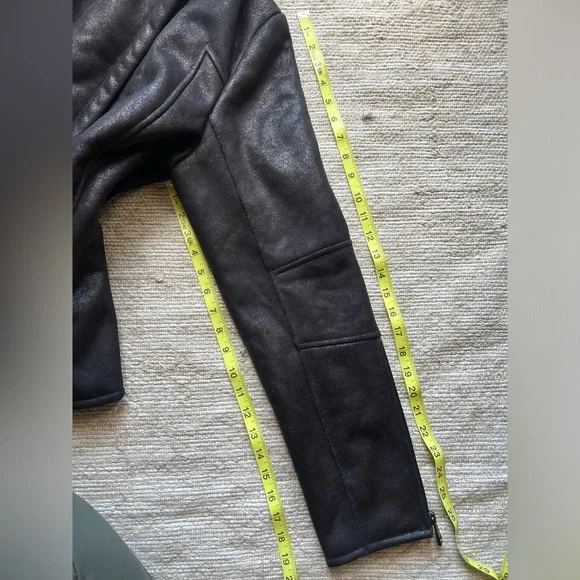 Cache Moto Dressy Faux Jacket size Large - Picture 11 of 13